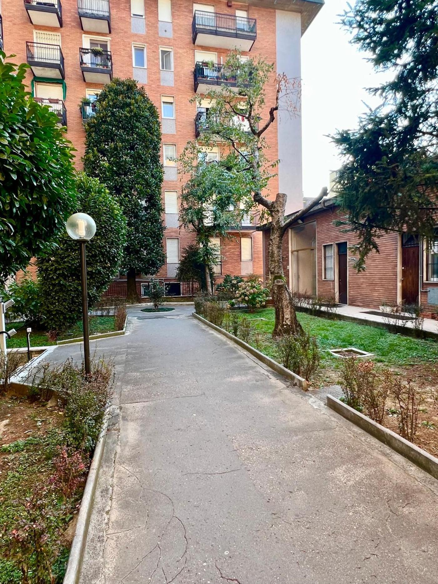 Moderno Ed Elegante Loft Con Balcone Appartement Milan