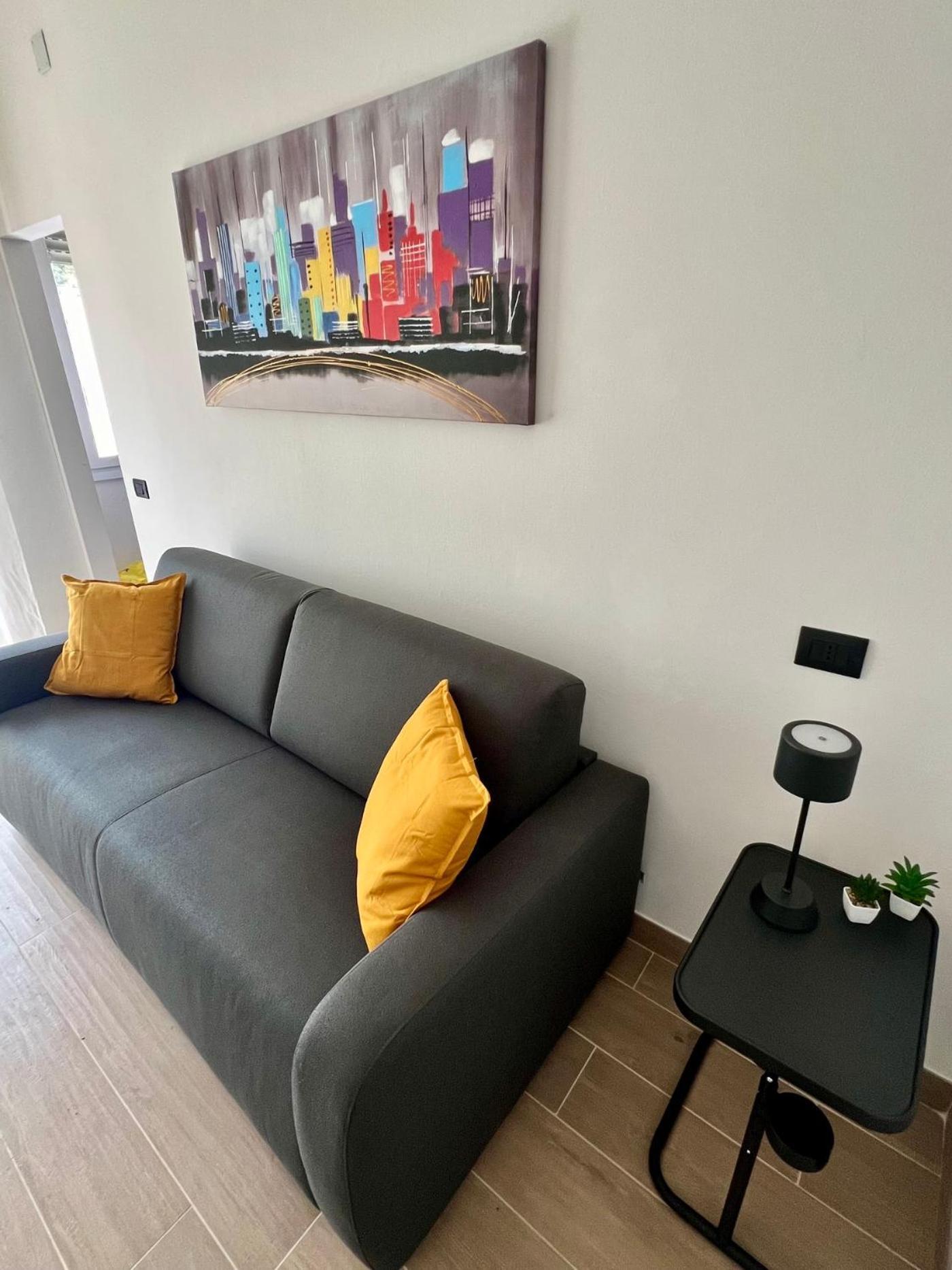 Moderno Ed Elegante Loft Con Balcone * Milão